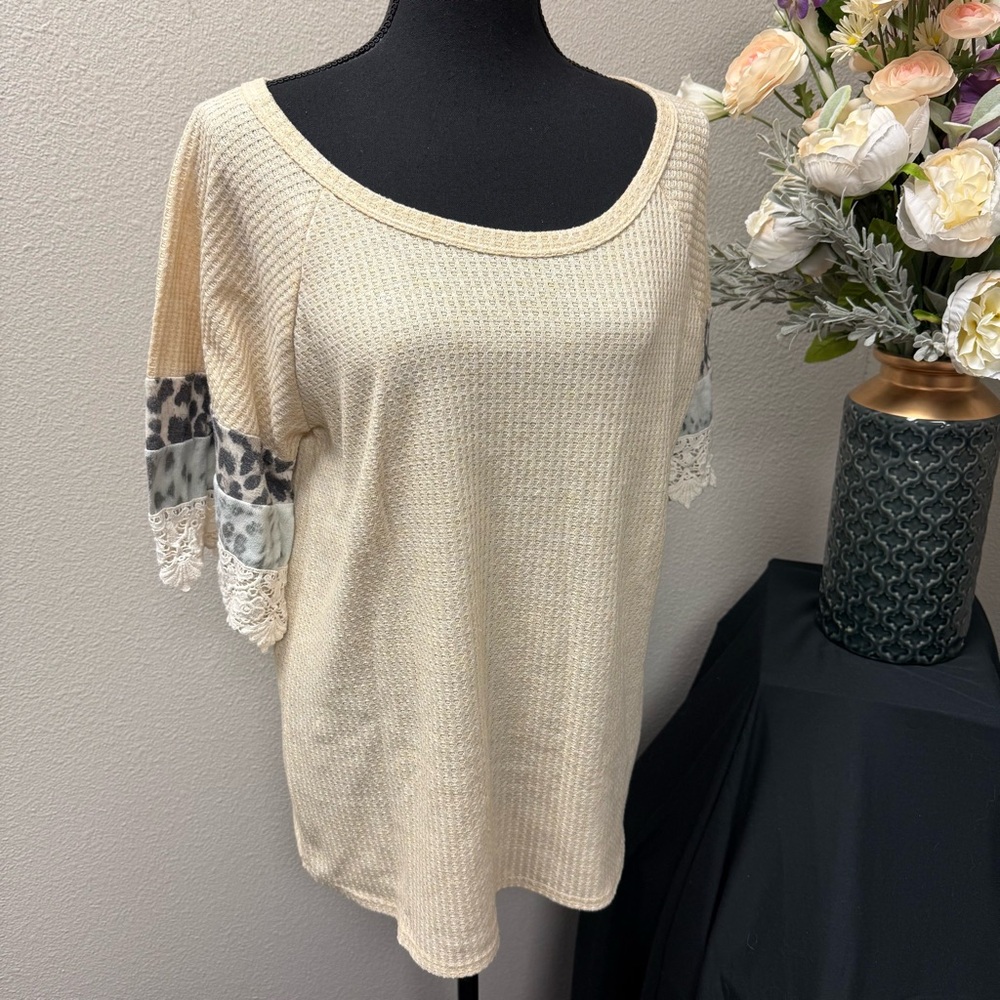 Bibi Cream Waffle Knit Top M Lace Trim Leopard Patch Sleeve Casual Boho Blouse